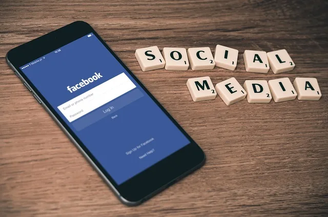 Read more about the article 10 Powerful Ways Social Media and Mental Health Are Deeply Connected