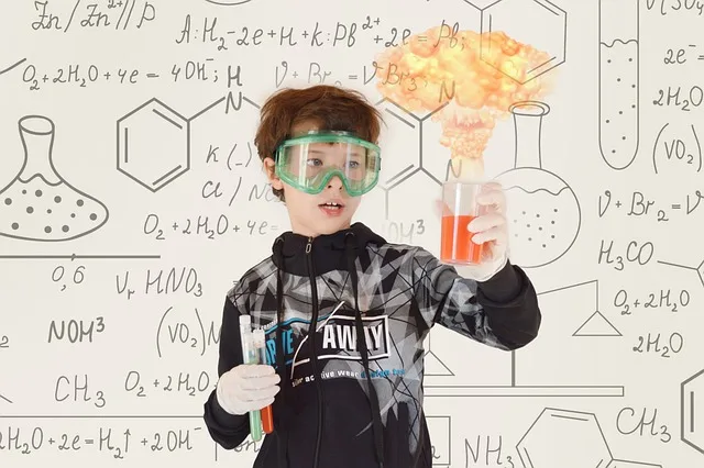Read more about the article Conduct Simple Chemistry Experiments at Home: 6 Great Ideas